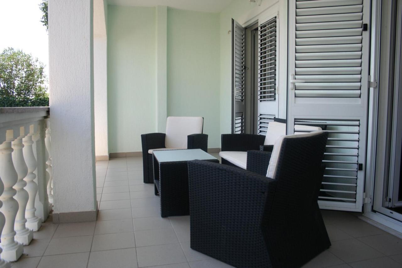 Apartmani Jankov Krk Town Exterior photo