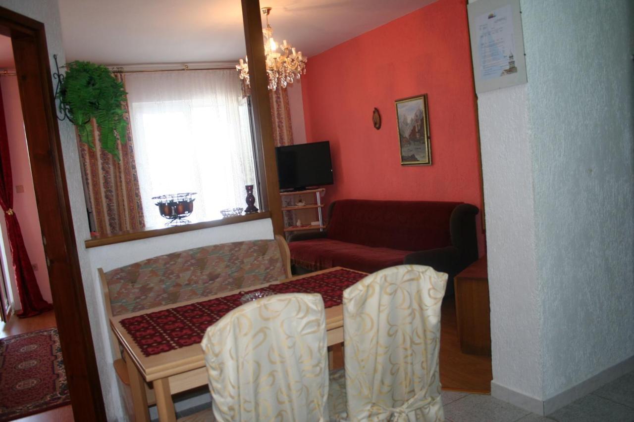 Apartmani Jankov Krk Town Exterior photo
